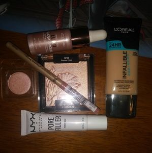 Almost all brand new make up bundle.